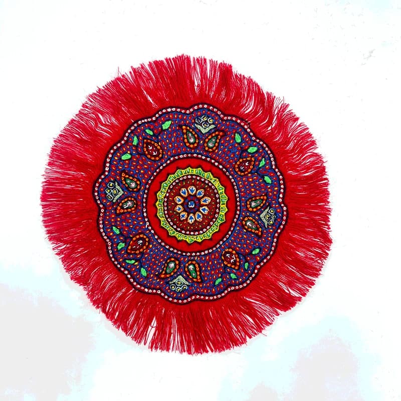 رومیزی پته دوزی رنگ لاکی مدل لاله 25 سانتی